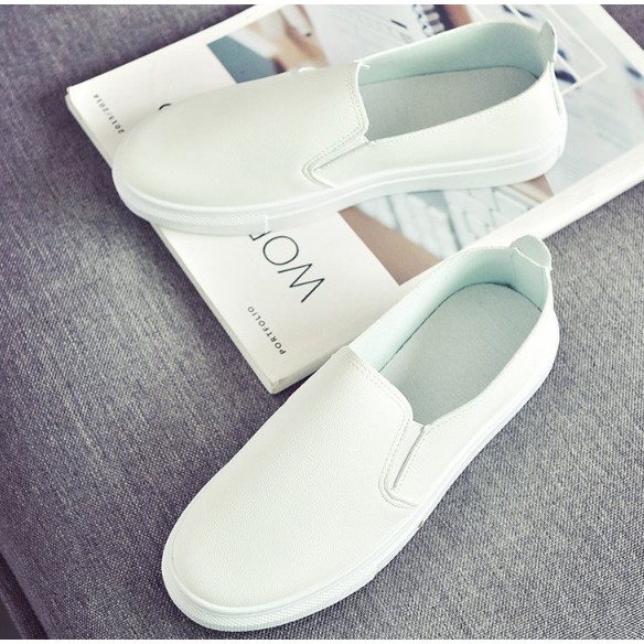 [SIÊU ÊM CHÂN] Giày slip on nữ da trơn đế thấp S150 dẻo dai, che nắng, di chuyển nhiều, đàn hồi tốt