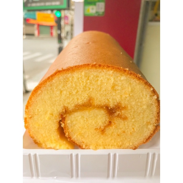Bánh Bông Lan Cuộn Mứt Thơm
