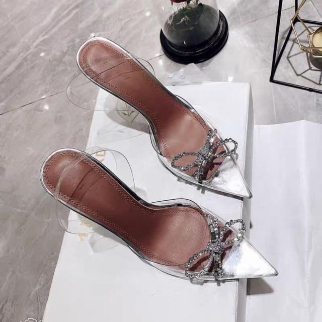 GUỐC CÔNG CHÚA NƠ LẤP LÁNH