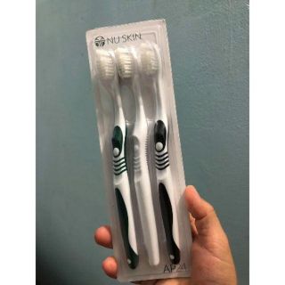 Bàn chải đánh răng ap24 Nuskin