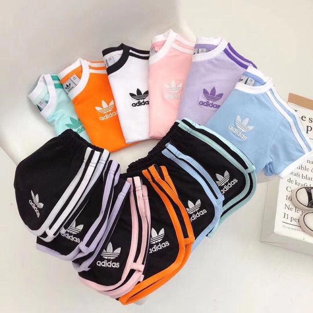 Bộ adidas cho bé trai , gái