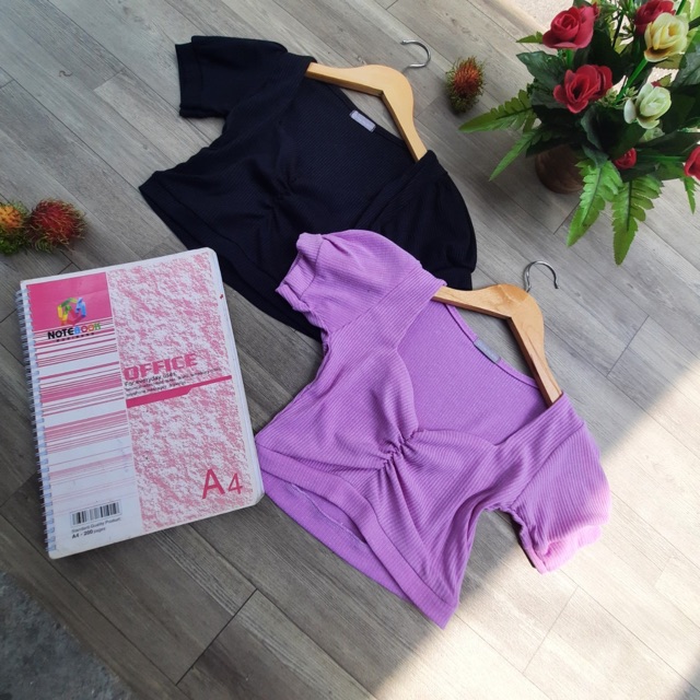Áo croptop nhún ngực phong cách hàn quốc