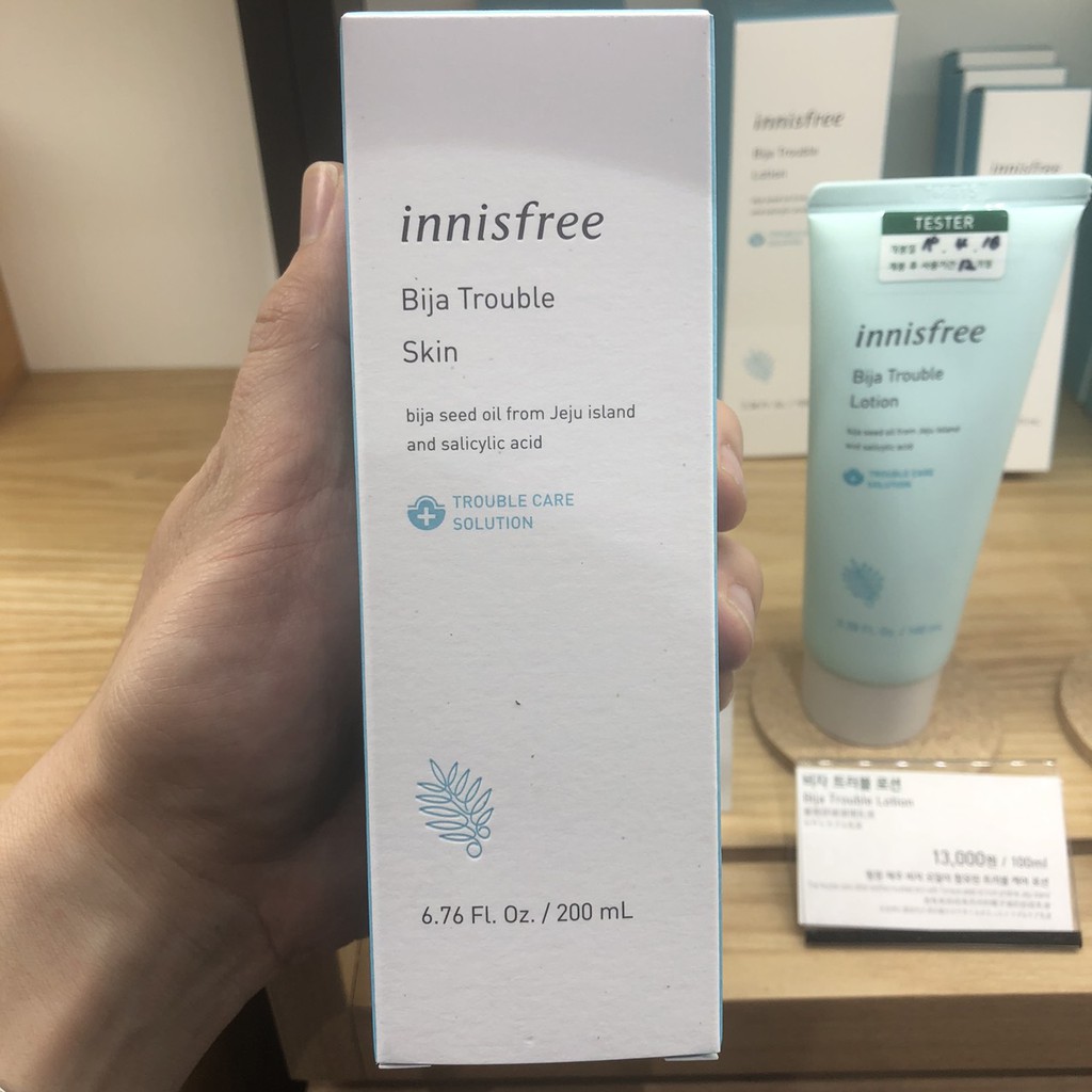 Nước hoa hồng dành cho da mụn Innisfree Bija Trouble Skin