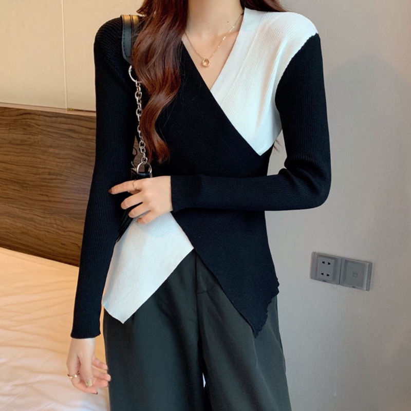 Áo len tay dài cổ chữ V màu trắng đen thời trang cho nữ