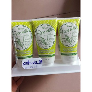 Sữa rửa mặt Gạo Chuẩn Thái Lan