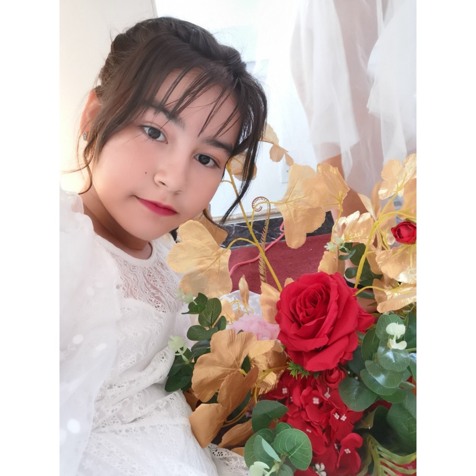 tranh đính đá đẹp theo yêu cầu , bạn bè người thân gia đinh phong cảnh làm thành bức tranh kỉ niệm treo trong nhà