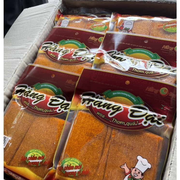 Bim bim cay hương bò miếng Hằng Đại, vị cay vừa phải, mùi bò hấp dẫn siêu ngon