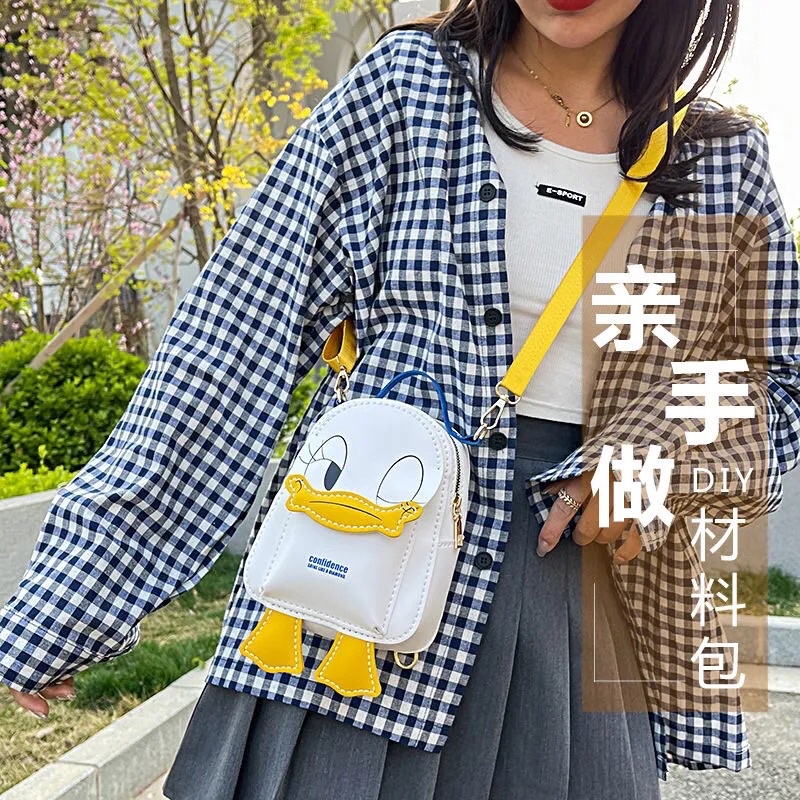 M10_Túi Xách Balo Vịt Vàng Tự May Handmade