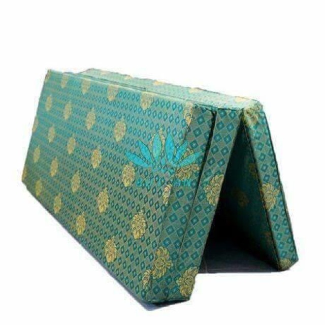 Đệm xốp ép giầy 7 phân gấp 3 kt 1m6 x2m rẻ vô địch