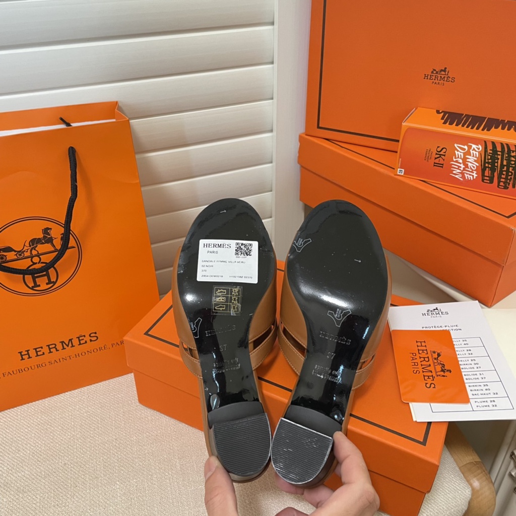 Giày sandal Cao Gót Màu Kẹo Khóa H Cho Nữ