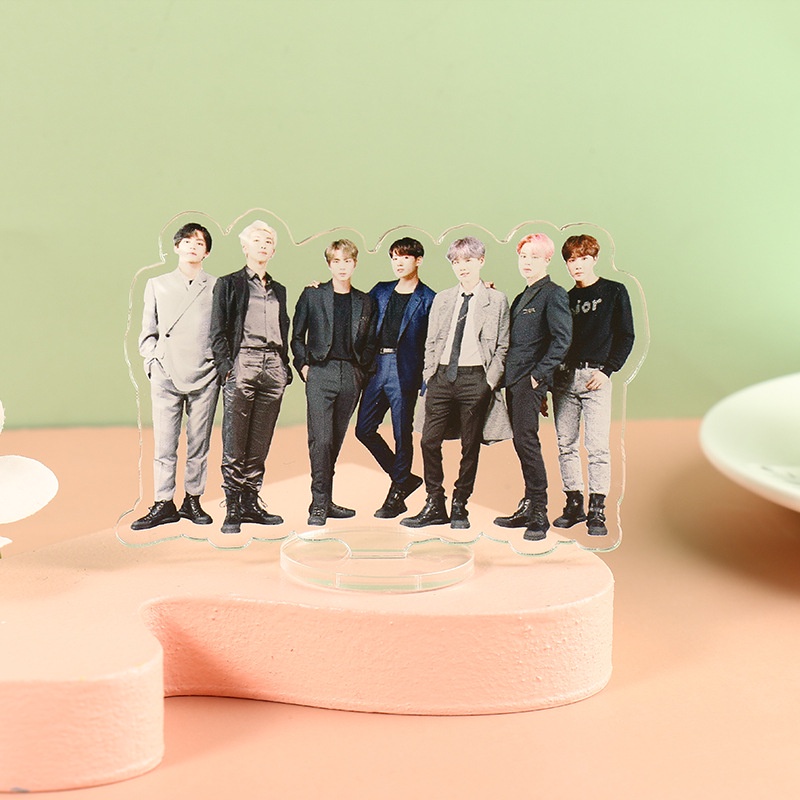 Bảng Tên Có Giá Đỡ Bằng Acrylic Trong Suốt Hình BTS BLACKPINK NCT Enhypen Straykids
