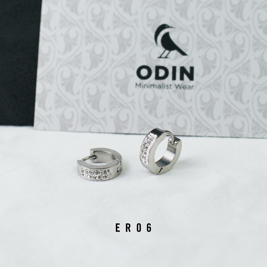 Khuyên tai đính pha lê khoáng - ODIN Ice Earring - Thép y tế
