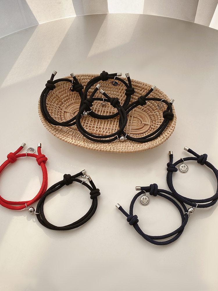 Set Vòng Tay Nam Châm Cao Cấp Thời Trang Cho Cặp Đôi | BigBuy360 - bigbuy360.vn