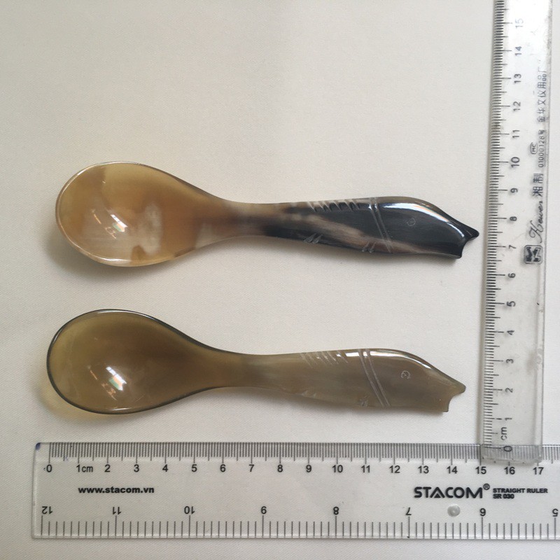 Thìa sừng trâu cao cấp (SS02 combọ 10 chiếc chuôi cá màu tự nhiên)