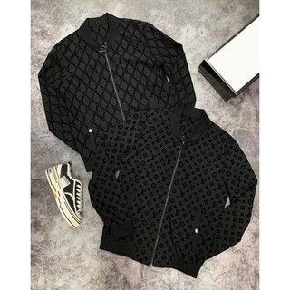 Áo khoác bomber ép nhung GC & LV
