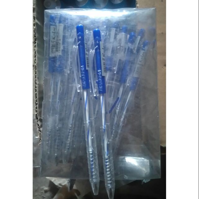 Bút bi kim long màu xanh