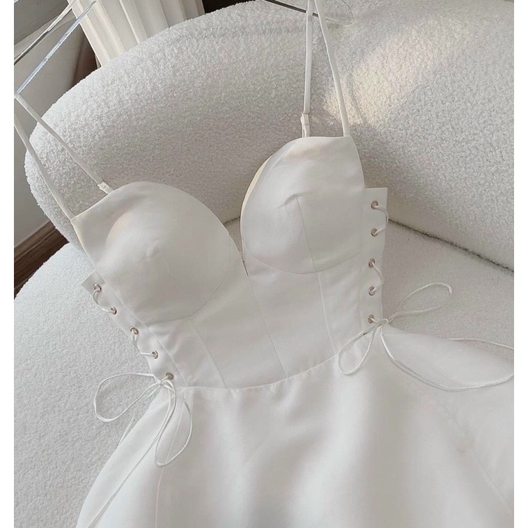 Đầm xoè cúp ngực đan dây eo