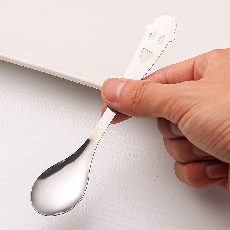 1 Muỗng Nĩa Tay Cầm Dài Bằng Thép Không Gỉ Hình Mặt Cười Dễ Thương