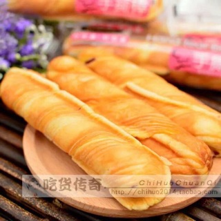 BÁNH QUE NGÀN LỚP PHÔ MAI