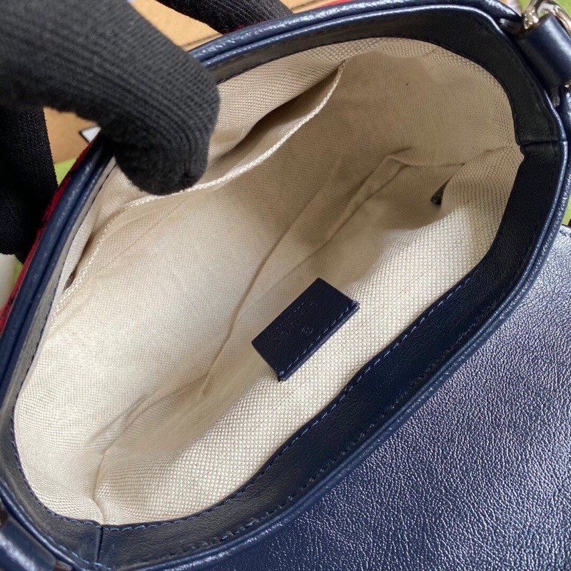 Túi xách Gucci Marmont size 20cm có nhiều màu