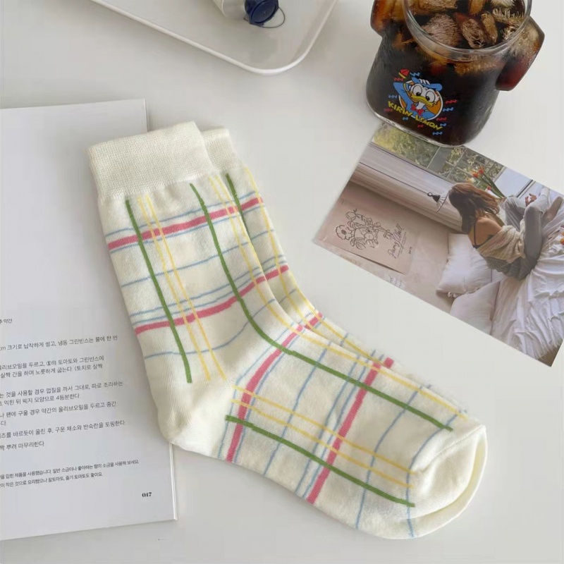 Vớ Ống Lửng Họa Tiết Kẻ Sọc Dễ Thương Phong Cách Nhật Bản Thời Trang Xuân Hè Cho Nữ