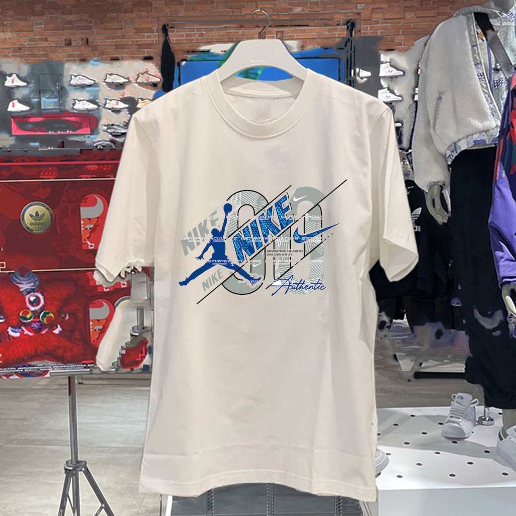 Áo thun dáng unisex