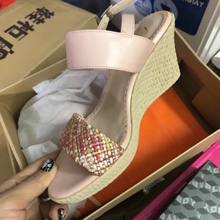 Sandal đế cói