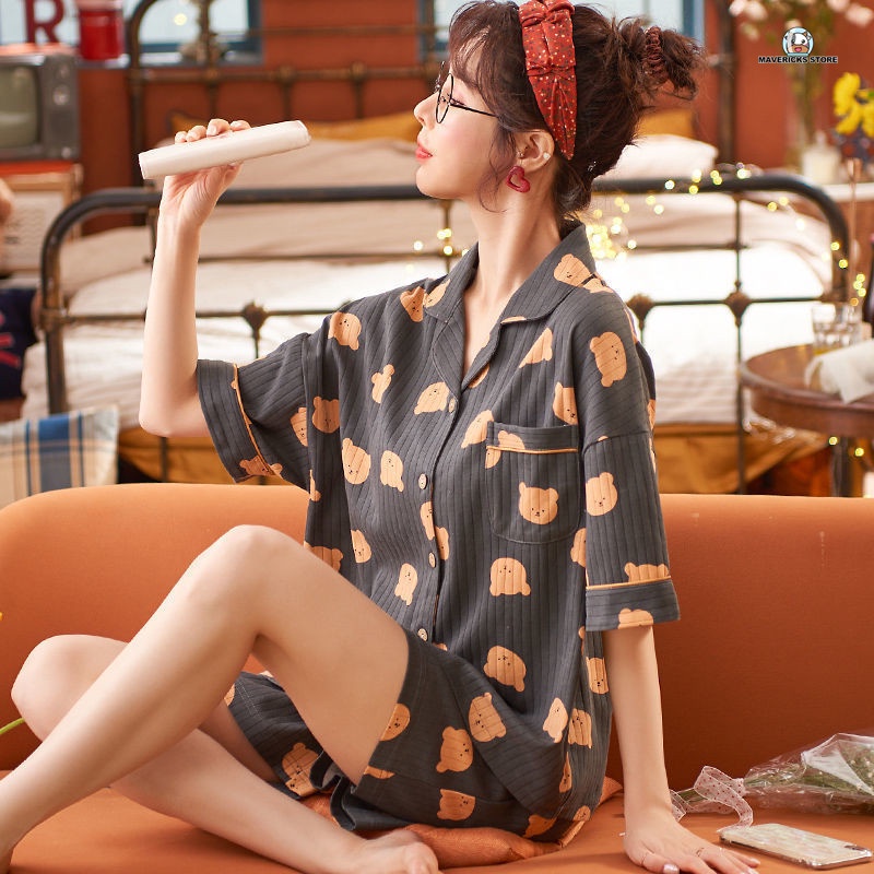 Bộ đồ ngủ ngắn tay họa tiết hoạt hình cho nữ
