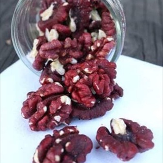 Nhân óc chó đỏ Mỹ