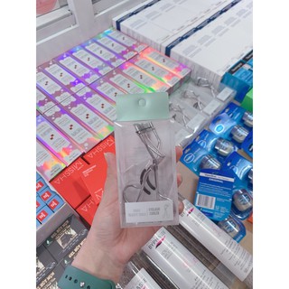bấm mi Sịn The Face Shop