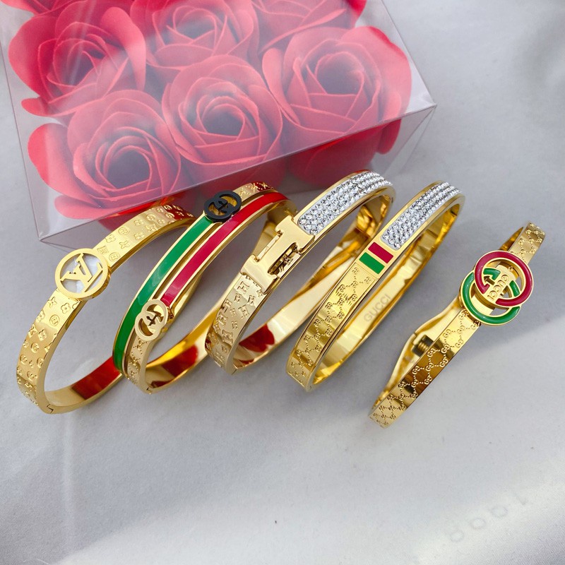 Vòng Tay Thép Titan Mạ Vàng 18K Cao Cấp Thời Trang Cho Nữ