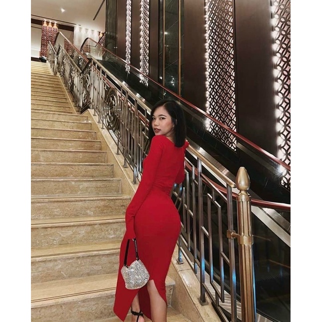 Đầm body tay dài xoắn ngực