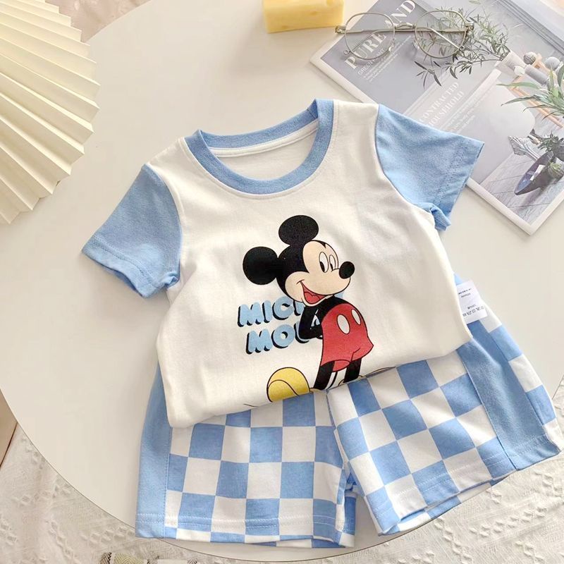 Set Áo Thun Ngắn Tay In Hoạt Hình Và Quần Short Kẻ Sọc Phong Cách Hàn Quốc Cho Bé Trai