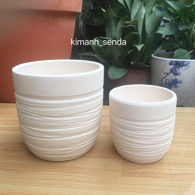 Chậu đất nung bầu trắng cắt rối mới size 10cm và 14cm
