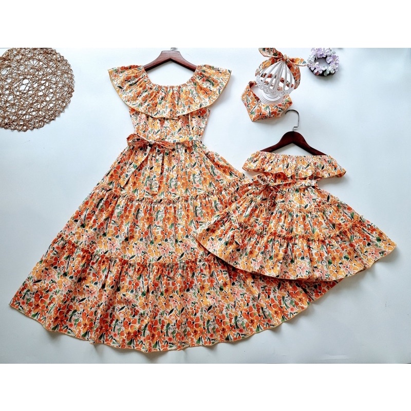 ĐẦM MAXI TAY BỒNG HỌA TIẾT HOA ĐỎ SANG CHẢNH CHO MẸ VÀ BÉ YÊU ĐÓN HÈ