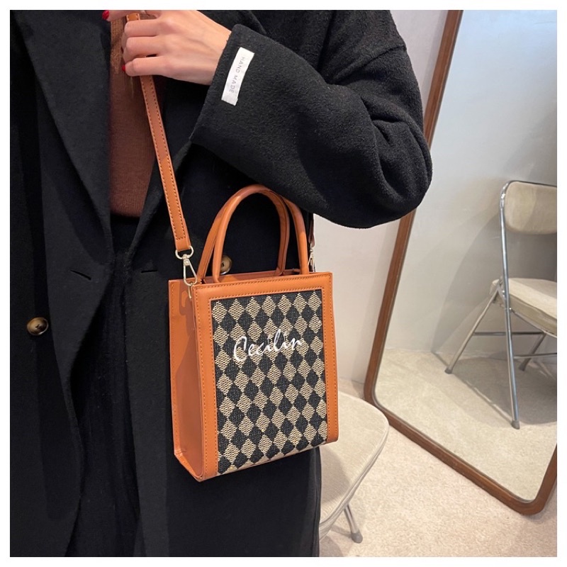 Túi đeo vai/đeo chéo nữ kẻ caro