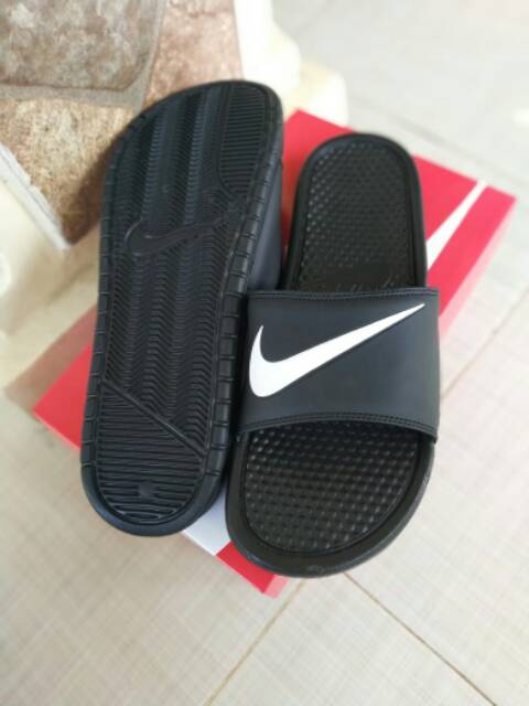 Giày Sandal Nike Benassi Swosh Thời Trang Năng Động