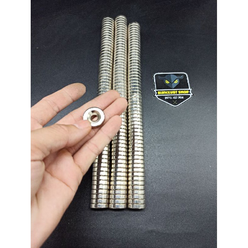 Nam châm đất hiếm kích thước 20*5mm hít rất mạnh !