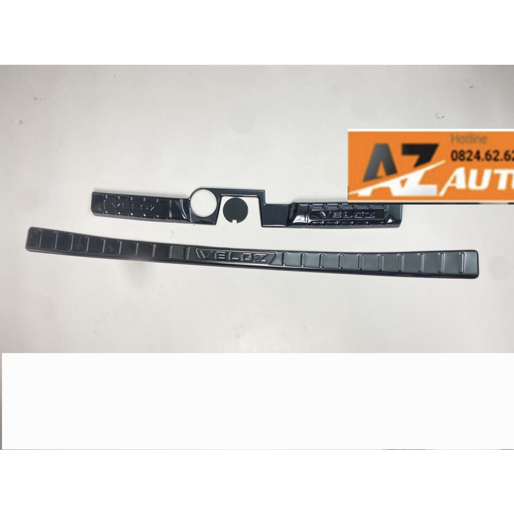 Ốp chống trày cốp trong, ngoài xe TOYOTA VELOZ 2022-2023 chất liệu TITAN cao cấp