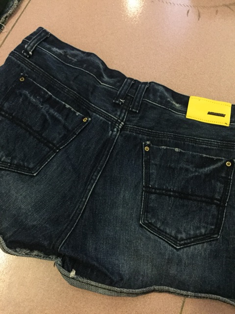 Chân váy jean hàng hiệu