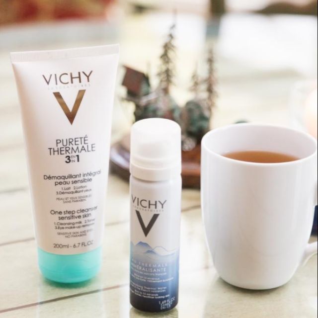 Xịt Khoáng Dưỡng Da Vichy Eau Thermale Mineralisante 50ml | BigBuy360 - bigbuy360.vn