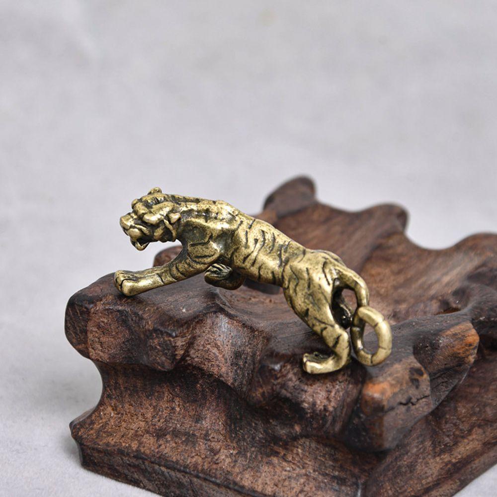 Móc Khóa Hình Chú Hổ May Mắn Trong Phim King of Beasts Bằng Đồng Thau Độc Đáo