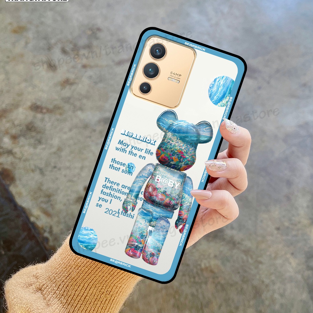Ốp Vivo V23 in hình gấu Bearbrick,Mountain,xanh,đen,đỏ giá rẻ