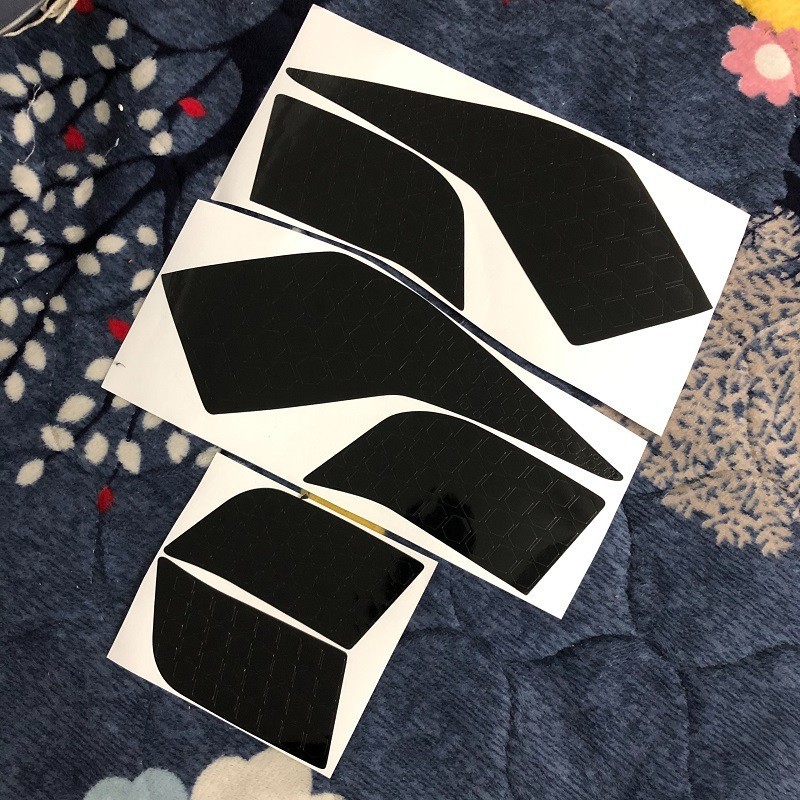 Bộ Decal Tổ Ong Dán Đèn Hậu Xe Ô Tô Peugeot 5008 Cao Cấp