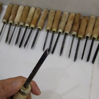 Dụng cụ tạo rảnh may giầy, dép