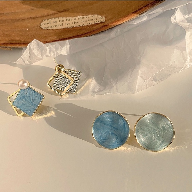 Khuyên tai đơn giản cổ điển tùy chọn kiểu dáng