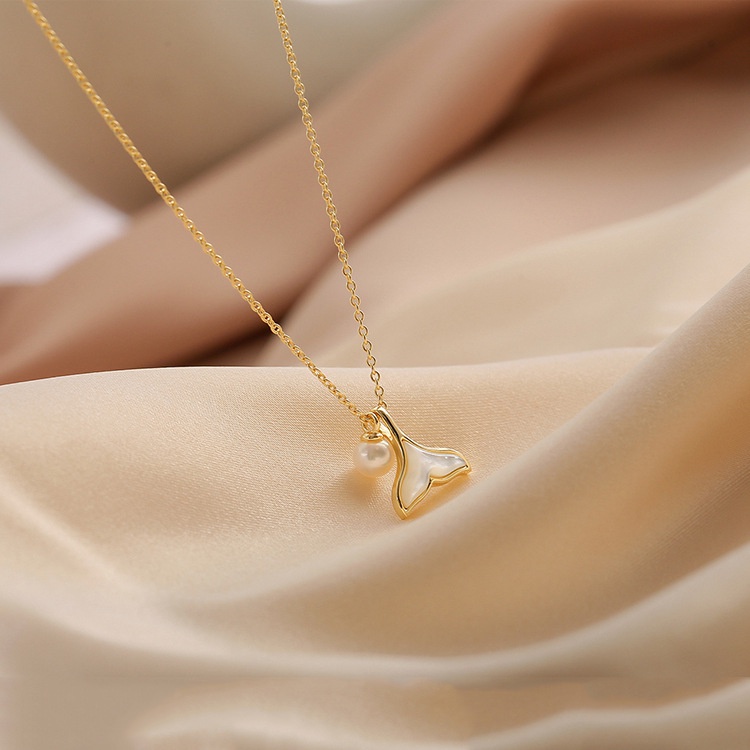 Dây chuyền titan đuôi cá phối ngọc trai nhân tạo  [  KHÔNG ĐEN GỈ ]   Her Accessories CT14