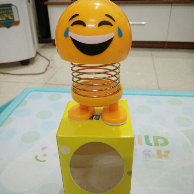 Emoji lò xo nhún nhảy