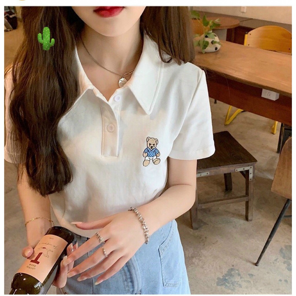 Áo Croptop Cổ Bẻ Thêu Gấu