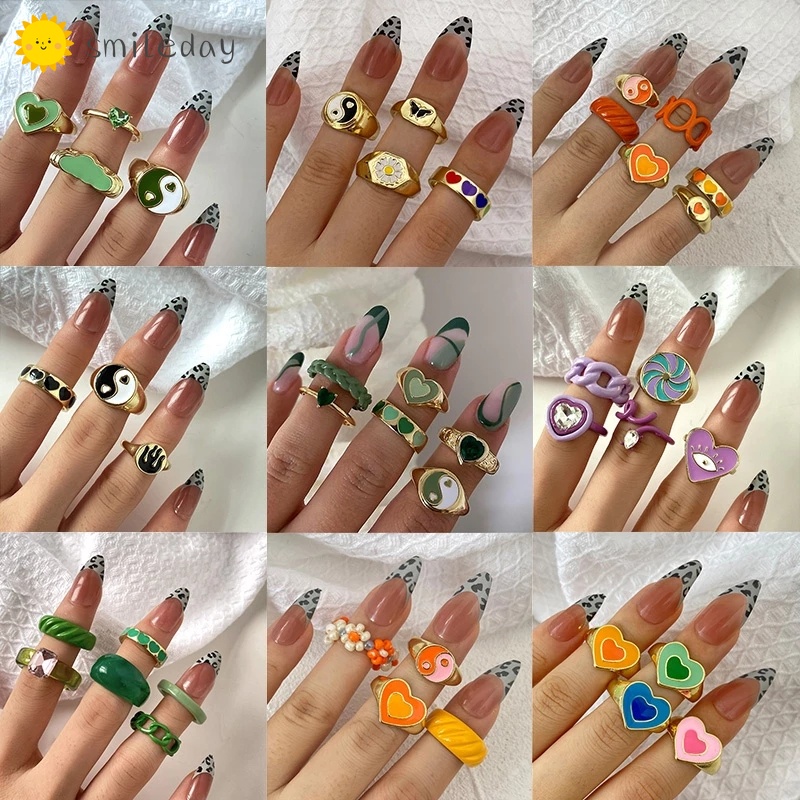 Nhẫn đeo tay kim loại tạo hình trái tim đính đá thời trang cho nữ